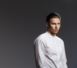 SensorLM: Learning the language of wearable sensors